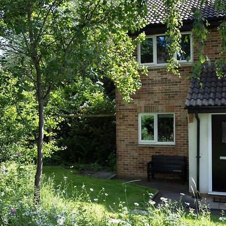 35 Quaker Lane Villa Darlington  Exterior photo